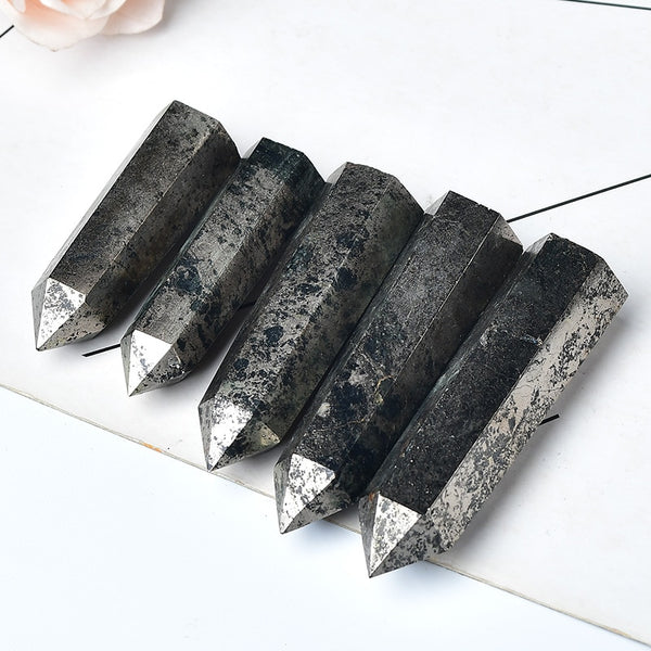 Natural Hematite Crystal Point Healing Stone Obelisk Pyrite Quartz Wand Beautiful Ornament for Home Decor Energy Stone Pyramid